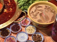 -哥老官重庆美蛙鱼头(西湖银泰十一哥店)