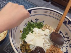 -蜗牛小馆醉乡民谣云南菜(惠新西里店)