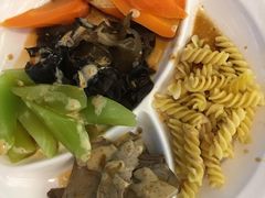 -同济大学本部学苑饮食广场