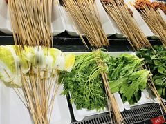 -佰人王串串香火锅(洋珠巷店)