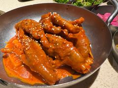 -蚂蚁洞·烤肉大营地(上海静安大悦城店)