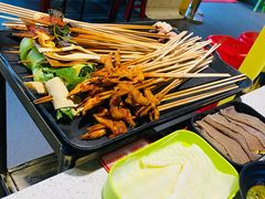 芹菜牛肉-钢管厂五区小郡肝串串香(南山店)