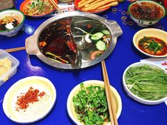 -马路边边串串香(苗栗路店)