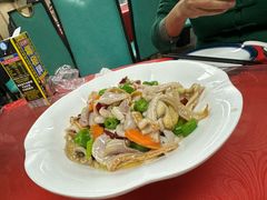 -崴海渔村(虹梅路店)