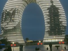 -湖州太湖旅游度假区-月亮广场