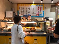 自助取餐区-尹记餐馆(花园店)