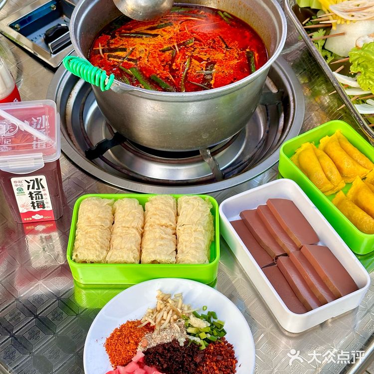 观山湖、青云市集、黔灵东路都有门店 一样好吃直接冲