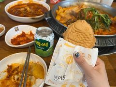 -喇喇排骨火锅·传统韩式脊骨汤(望京西园总店)