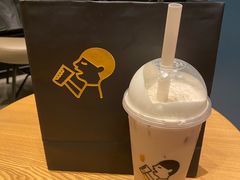 -喜茶(深圳万象城黑金店)
