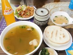 -一间楼牛羊肉泡馍馆(东一路店)