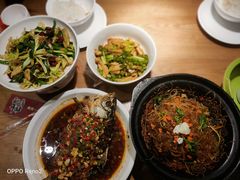 -费大厨辣椒炒肉(万家丽一店)