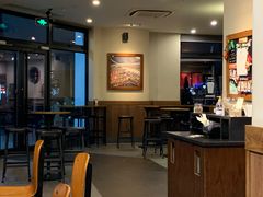 大堂-星巴克(无锡百联奥特莱斯店)