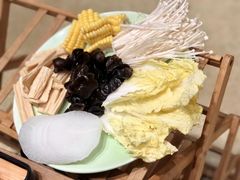 -潮界(LU·ONE凯德晶萃广场店)