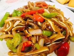 -蓝精灵饺子店