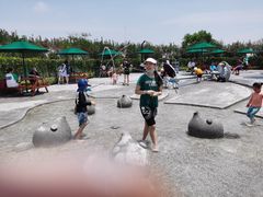 -季高兔窝窝亲子园(上海薰衣草公园店)