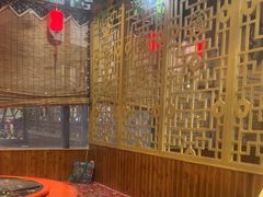 -袁小二大东北铁锅炖(吉祥村总部)