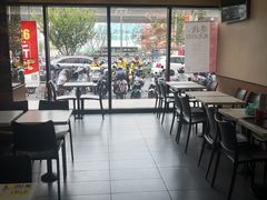 大堂-永和大王·现磨豆浆·卤肉饭(九亭SH085店)