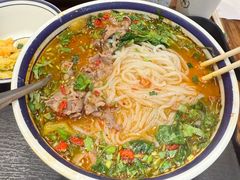 -云阿蛮云南生烫牛肉米线(奉贤路店)