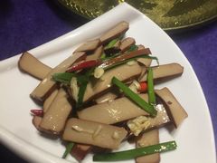 -自贡盐帮菜·玩辣餐厅(樱花园西街店)