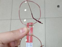-豪门视光·星趣控·蔡司依视路眼镜代理商(中央大街店)