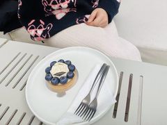 -UNI UNI(环亚凯瑟琳店)