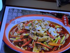 -川流不息·地道川菜·小龙虾(新松江路店)