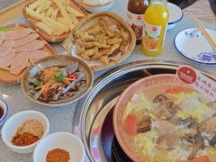 -阿婆情腊排骨火锅(金虹路店)