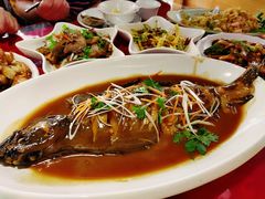 红焖深海鲽鱼-崴海渔村(虹梅路店)