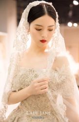 -Lady  Jane高端婚纱礼服馆