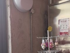 -必胜客(上海华谊新所店)