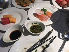 -领鲜活海鲜榴莲自助火锅(东门店)