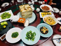 -九十九顶毡房(阜石路店)