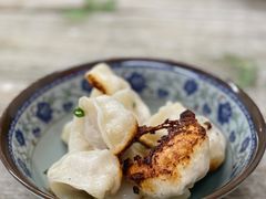 鲜肉煎饺-无名氏宵夜小摊(祝家三姐妹馄饨店)
