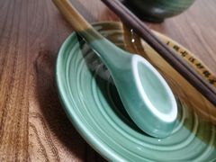 餐具摆设-王明古法砂锅居(开化寺店)