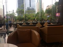 -深圳温德姆至尊酒店·大堂吧·户外花园