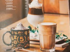 -StayReal Cafe(长宁来福士广场东八区店)