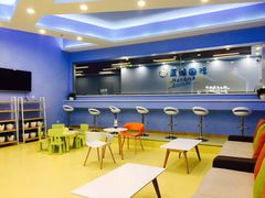 -蓝鲸国际少儿游泳训练中心(群力店)