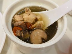 五指毛桃炖鸡-九记路边鸡(滨江路店)