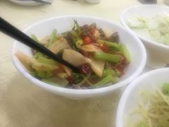 -红色湘菜馆(春风店)