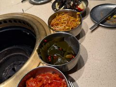 -蚂蚁洞·烤肉大营地(上海静安大悦城店)