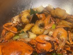 -七欣天香辣蟹火锅(上海银亿滨江店)