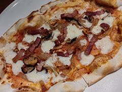 -JINNS锦时 steak&pizza(浸信会礼拜堂旧址店)