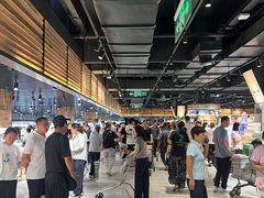 -胖东来生活广场(健康路店)