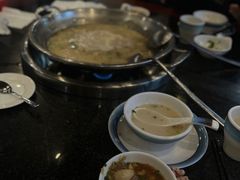 -老来福·非遗酸汤兔(凯旋路店)
