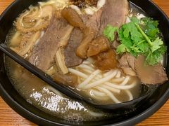 -鑫花溪牛肉米粉(凤凰街创始总店)