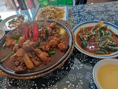 -八两八金·莱芜特色炒鸡(市南漳浦路店)