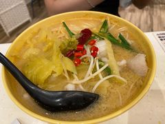 -谭仔米线(皇庭广场店)