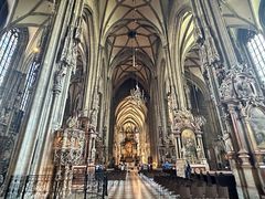 -斯蒂芬主教座堂(Stephansdom)