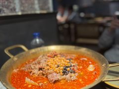 -张翻越·川渝冒菜·武汉黑鸭煲(城北万象城店)