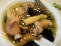 -鲁朗纳麦石锅鸡庄园